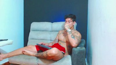 justiin_fuller live cam on Cam4