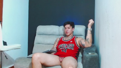 justiin_fuller live cam on Cam4
