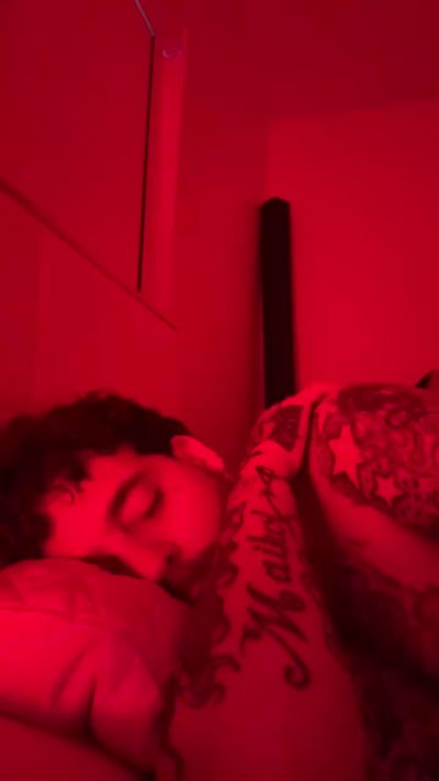 justin35 live cam on Cam4