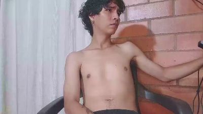 justin_kim live cam on Cam4