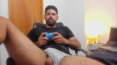 justyntr live cam on Cam4