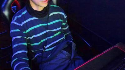 jvieer live cam on Cam4