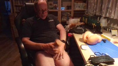 jwo100 live cam on Cam4