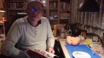 jwo100 live cam on Cam4