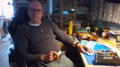 jwo100 live cam on Cam4