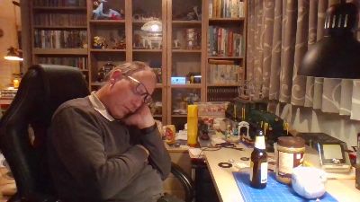 jwo100 live cam on Cam4