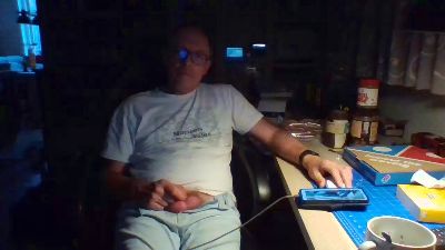 jwo100 live cam on Cam4