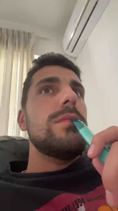 ka1n_sexy live cam on Cam4