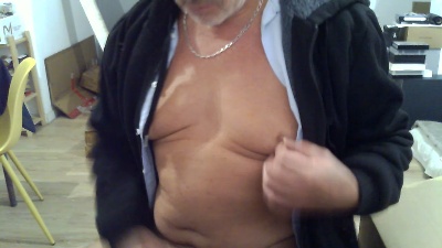 kad221 live cam on Cam4