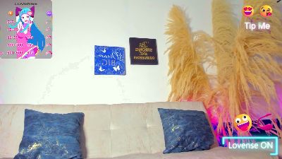 kaia_finn live cam on Cam4