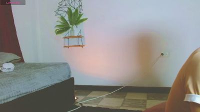 kaia_finn live cam on Cam4
