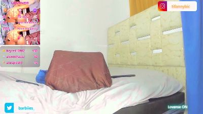 kailani_2 live cam on Cam4