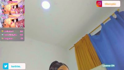 kailani_2 live cam on Cam4