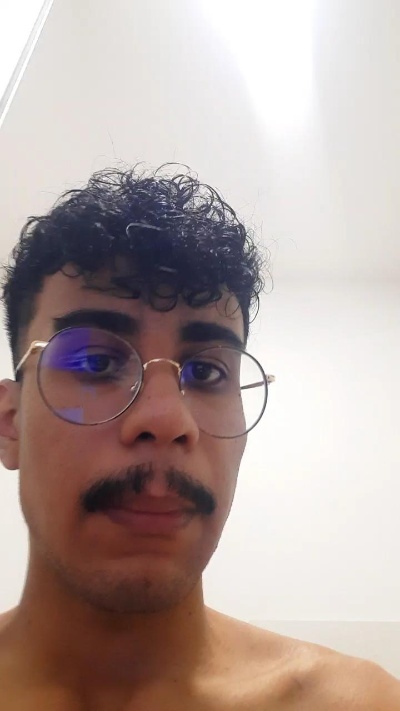kaio_fr live cam on Cam4