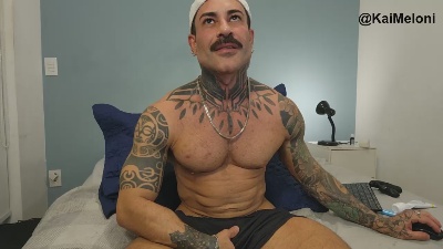 kairosmeucci live cam on Cam4
