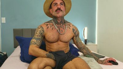 kairosmeucci live cam on Cam4