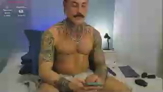 kairosmeucci live cam on Cam4