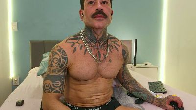 kairosmeucci live cam on Cam4