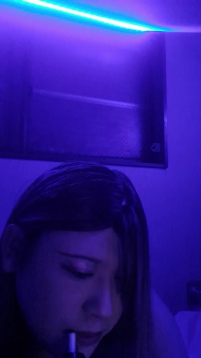 kakaoonani19 live cam on Cam4