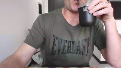 kako2342 live cam on Cam4