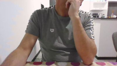 kako2342 live cam on Cam4