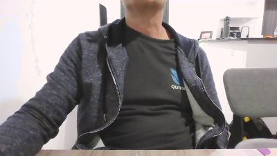 kako2342 live cam on Cam4