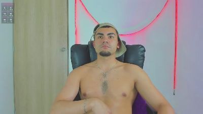 kalivan_v live cam on Cam4