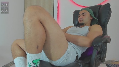 kalivan_v live cam on Cam4