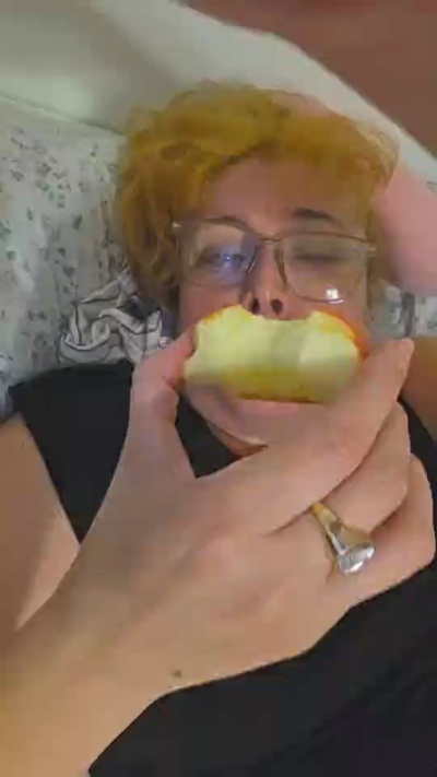 kaly22 live cam on Cam4