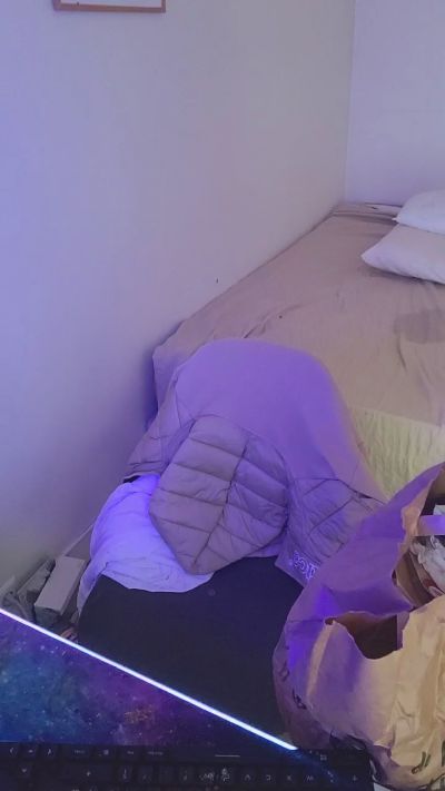 karim33 live cam on Cam4