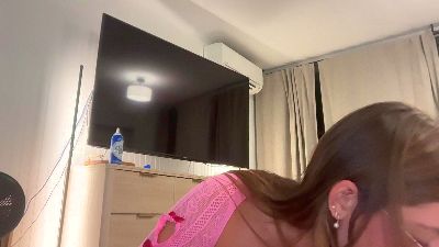 karinaaaxx live cam on Cam4