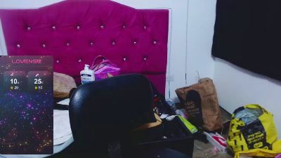 karinasodi1 live cam on Cam4