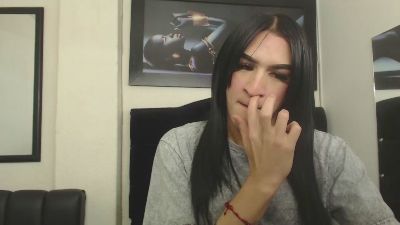 karla_lovera live cam on Cam4
