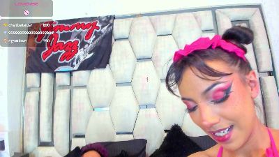 karlaandmatt live cam on Cam4