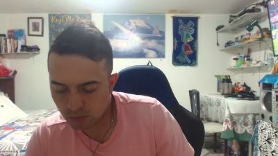karlo_foryou live cam on Cam4