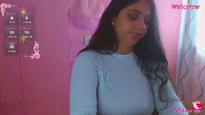 karol_09 live cam on Cam4
