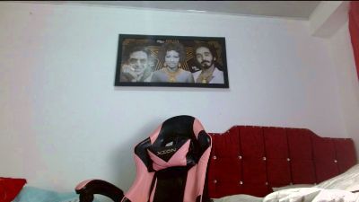 karolsweetvagi live cam on Cam4