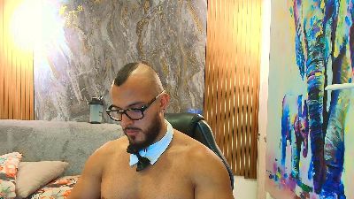 karymmusclets31 live cam on Cam4