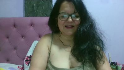 kassandra02 live cam on Cam4