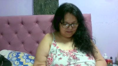 kassandra02 live cam on Cam4