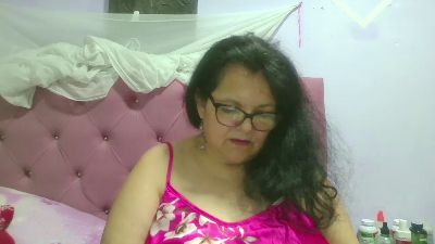 kassandra02 live cam on Cam4