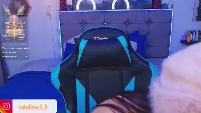 kata_bigboobs live cam on Cam4