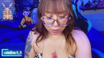 kata_bigboobs live cam on Cam4