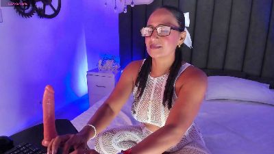 katalleyaa_ live cam on Cam4