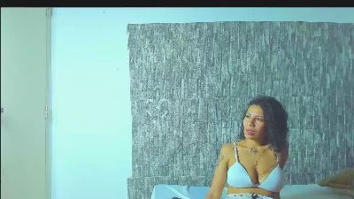 katerine_bella live cam on Cam4