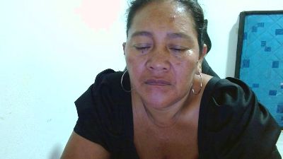 katia_mature live cam on Cam4