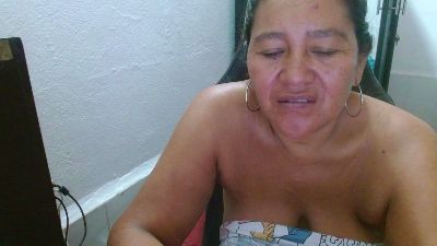 katia_mature live cam on Cam4