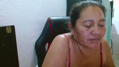 katia_mature live cam on Cam4