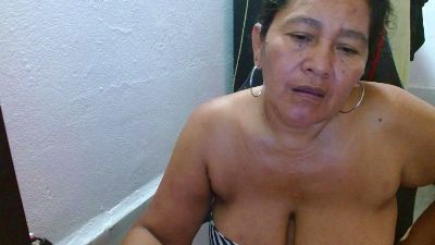 katia_mature live cam on Cam4