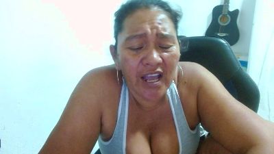 katia_mature live cam on Cam4